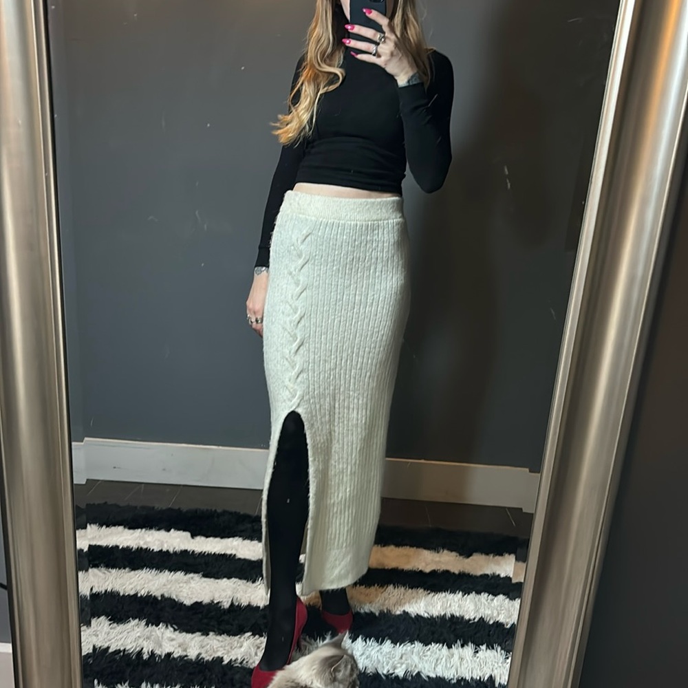 Ivory knit maxi skirt